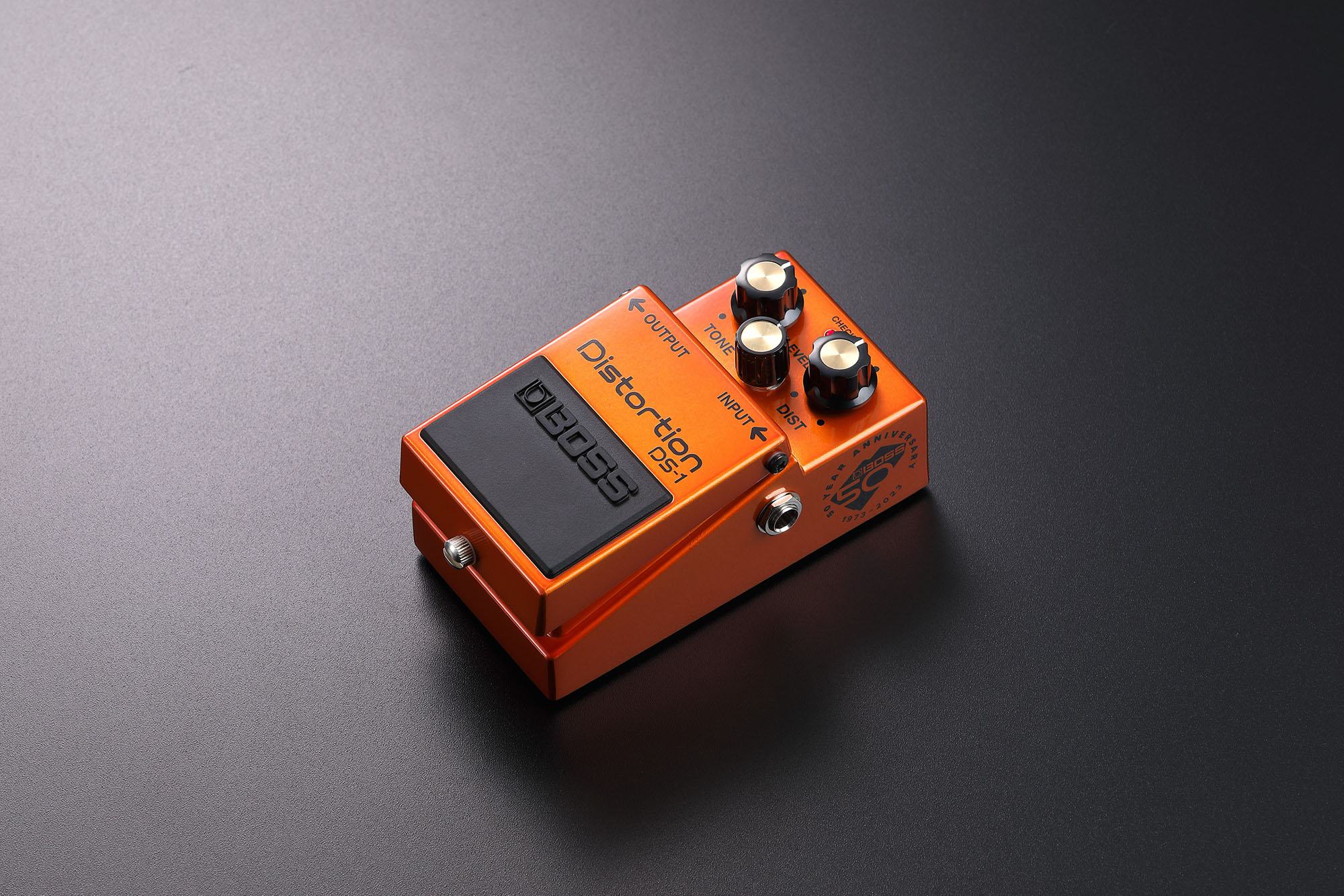 Boss Ds-1-b50a Distortion 50th Anniversary - Overdrive, distortion & fuzz effect pedal - Variation 4
