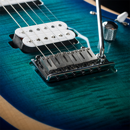Cort X700 Duality Hh Seymour Duncan Ht Eb - Light Blue Burst - Str shape electric guitar - Variation 2