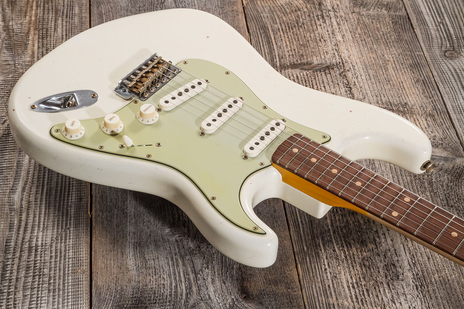 Fender Custom Shop Strat 1962/63 3s Trem Rw #cz565163 - Journeyman Relic Olympic White - Str shape electric guitar - Variation 2
