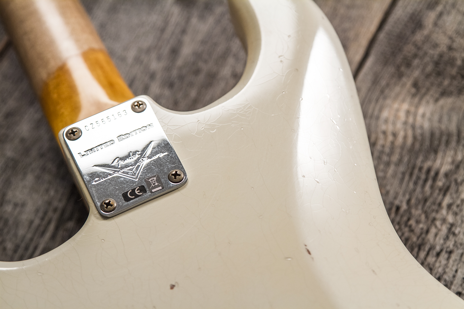 Fender Custom Shop Strat 1962/63 3s Trem Rw #cz565163 - Journeyman Relic Olympic White - Str shape electric guitar - Variation 6
