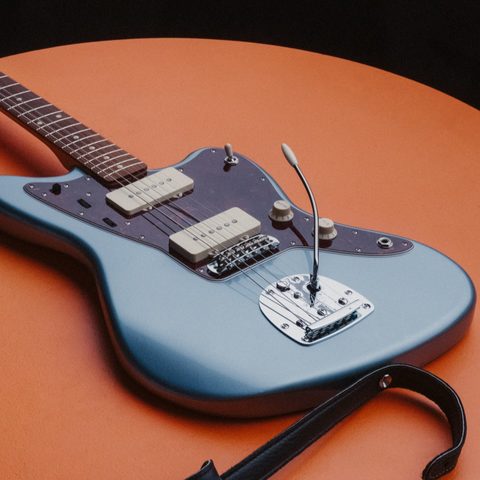 Fender Jazzmaster 60s Vintera Vintage Mex Pf - Ice Blue Metallic - Retro rock electric guitar - Variation 5