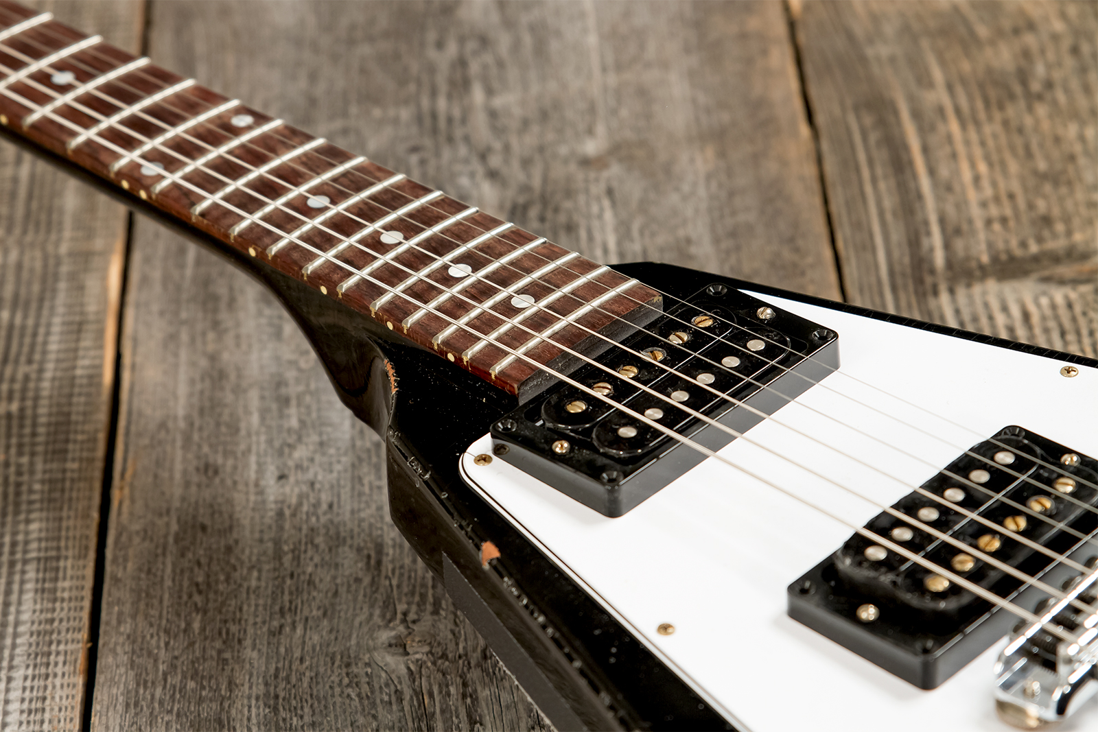 Gibson Custom Shop Kirk Hammett Flying V 1979 2h Ht Rw - Murphy Lab Aged Ebony - Metal electric guitar - Variation 5