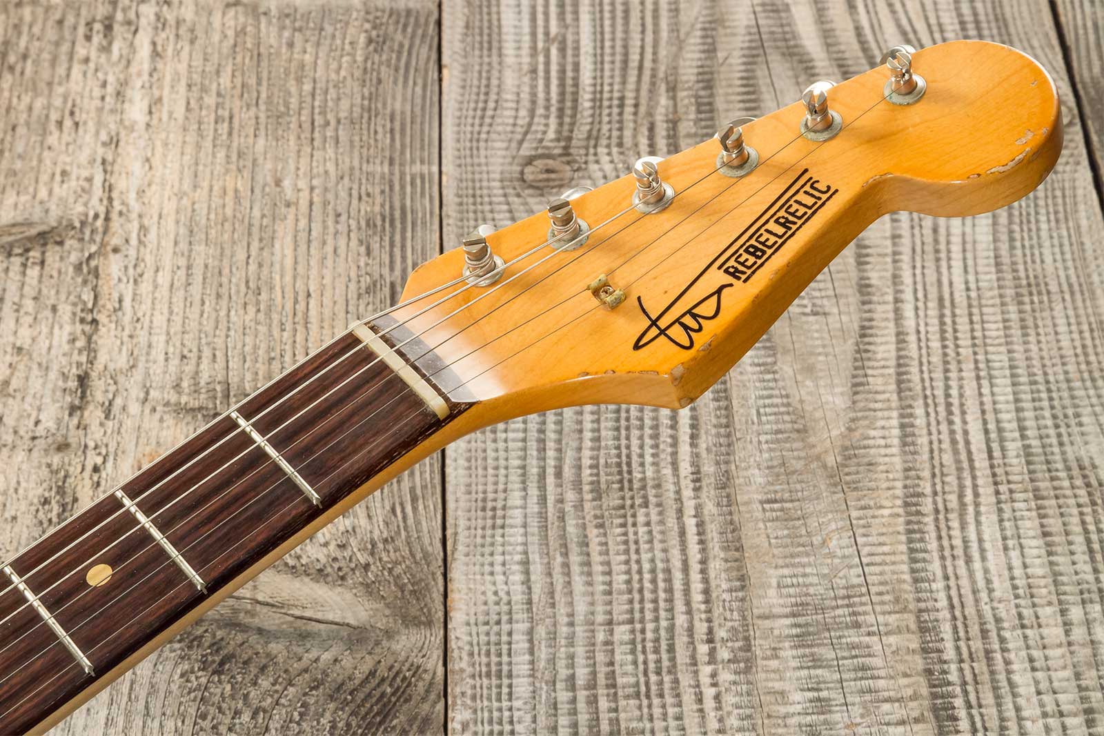 Rebelrelic S-series 1961 Hardtail 3s Ht Rw #231008 - 3-tone Sunburst - Str shape electric guitar - Variation 8