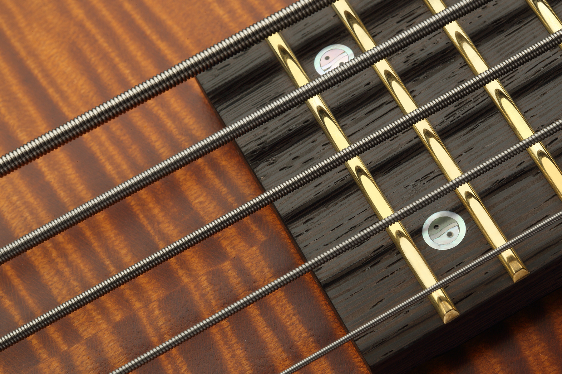 Warwick Streamette 5c Pro Gps Ltd Active Wen - Special Amber Transparent Satin - Solid body electric bass - Variation 6